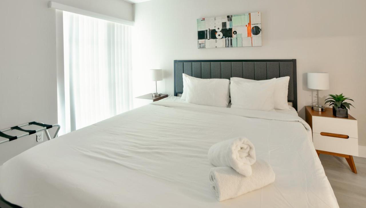 Designer River View Apartments Fort Lauderdale Exterior foto